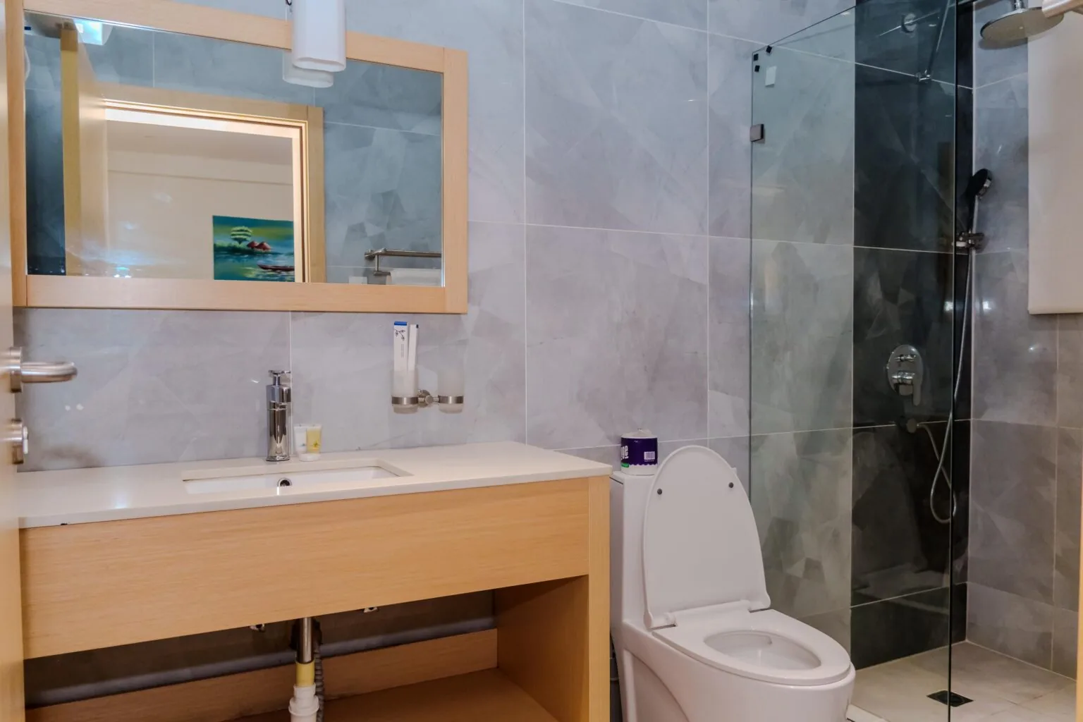 Our Property — AM SeaView Residence & Hotel